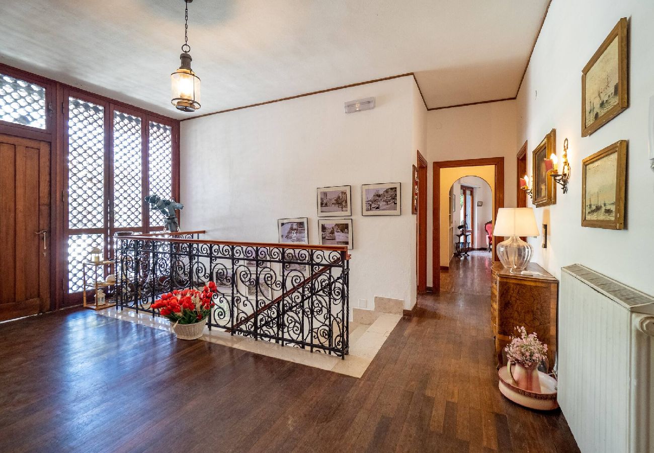 Villa en Monterosso al Mare - Villa Tanca with AC, Terrace & Views