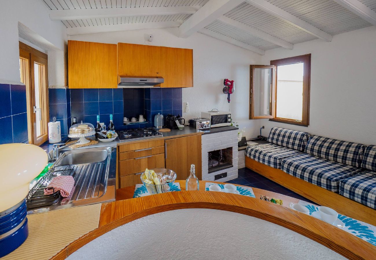 Apartamento en Manarola - La Lampara Sea View Terrace Apartment with AC