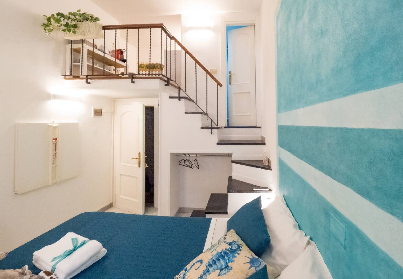 Alquiler por habitaciones en Vernazza - Picagetta Tiny Room with AC