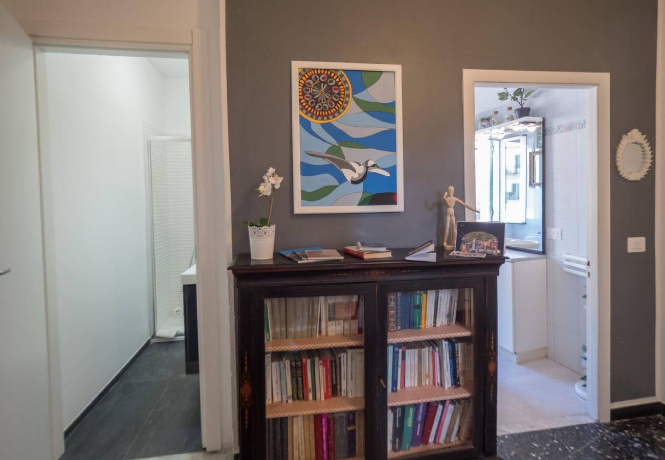 Apartamento en Vernazza - Recanissu Apartment with Balcony & AC