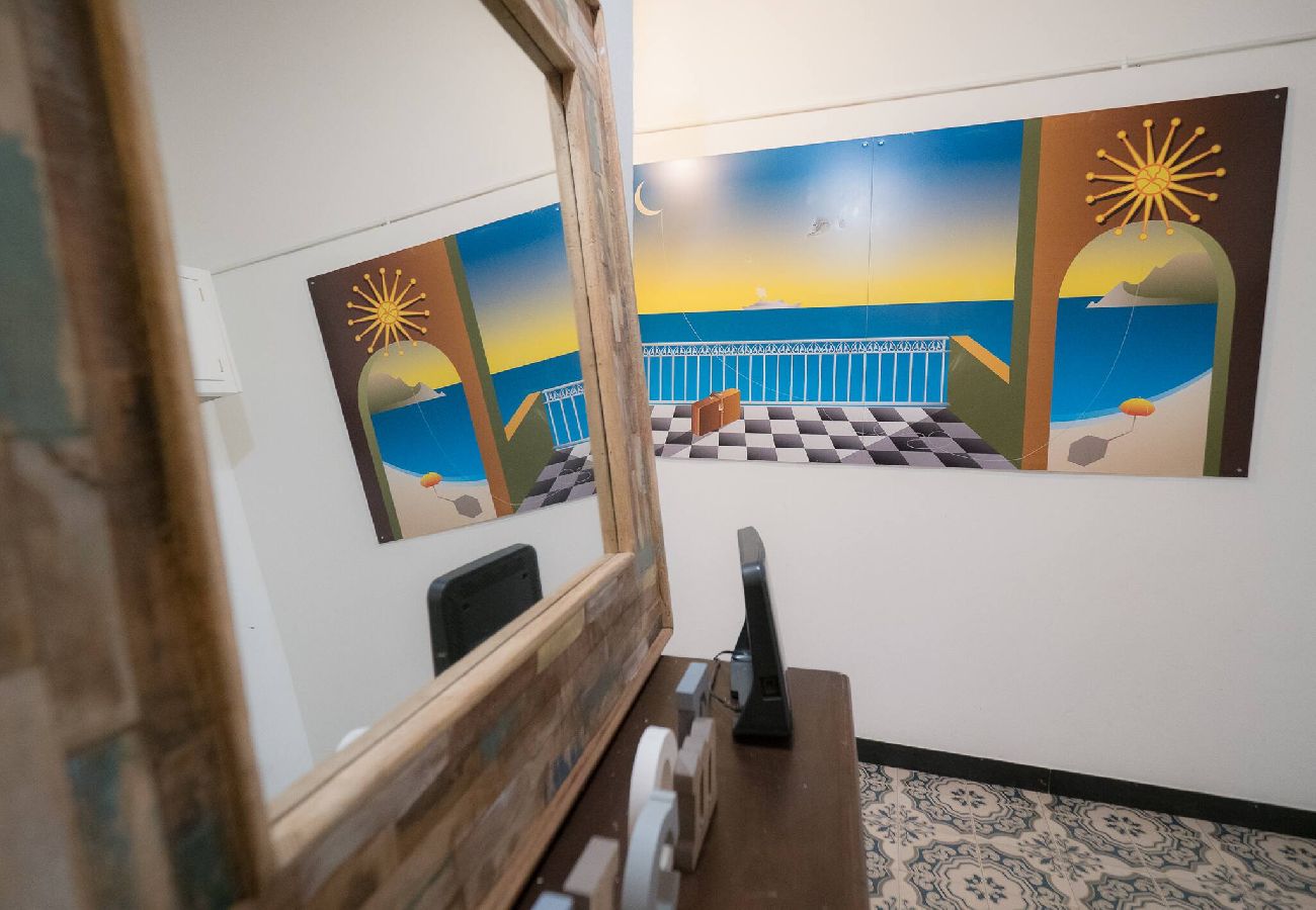 Apartamento en Vernazza - Unda de Ma Apartment with AC & Sea View Balcony