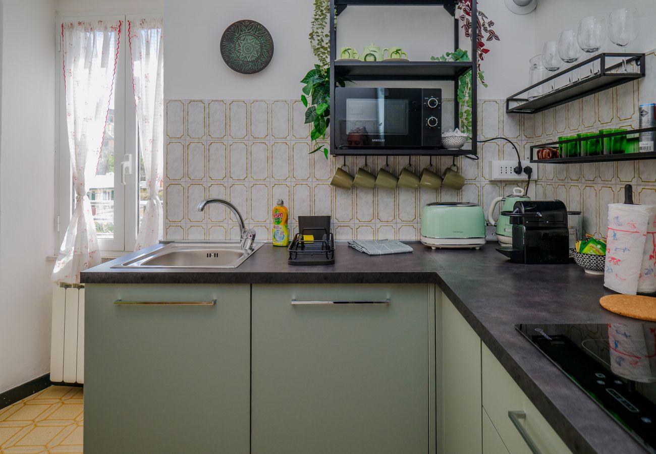 Apartamento en Vernazza - La Casa del Pastenello Family Apartment with AC