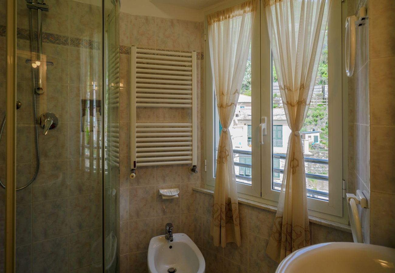 Apartamento en Vernazza - La Casa del Pastenello Family Apartment with AC