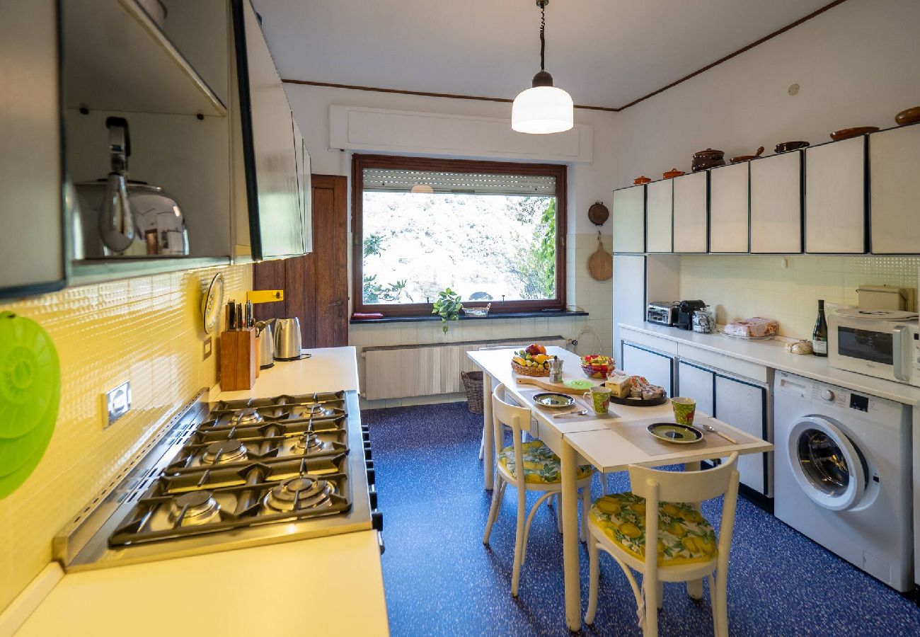 Villa à Monterosso al Mare - Villa Tanca with AC, Terrace & Views