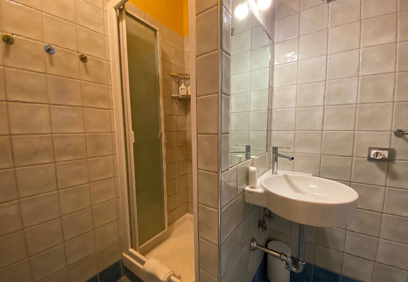 Appartement à Monterosso al Mare - Fetta di Limone Apartment with AC and Patio