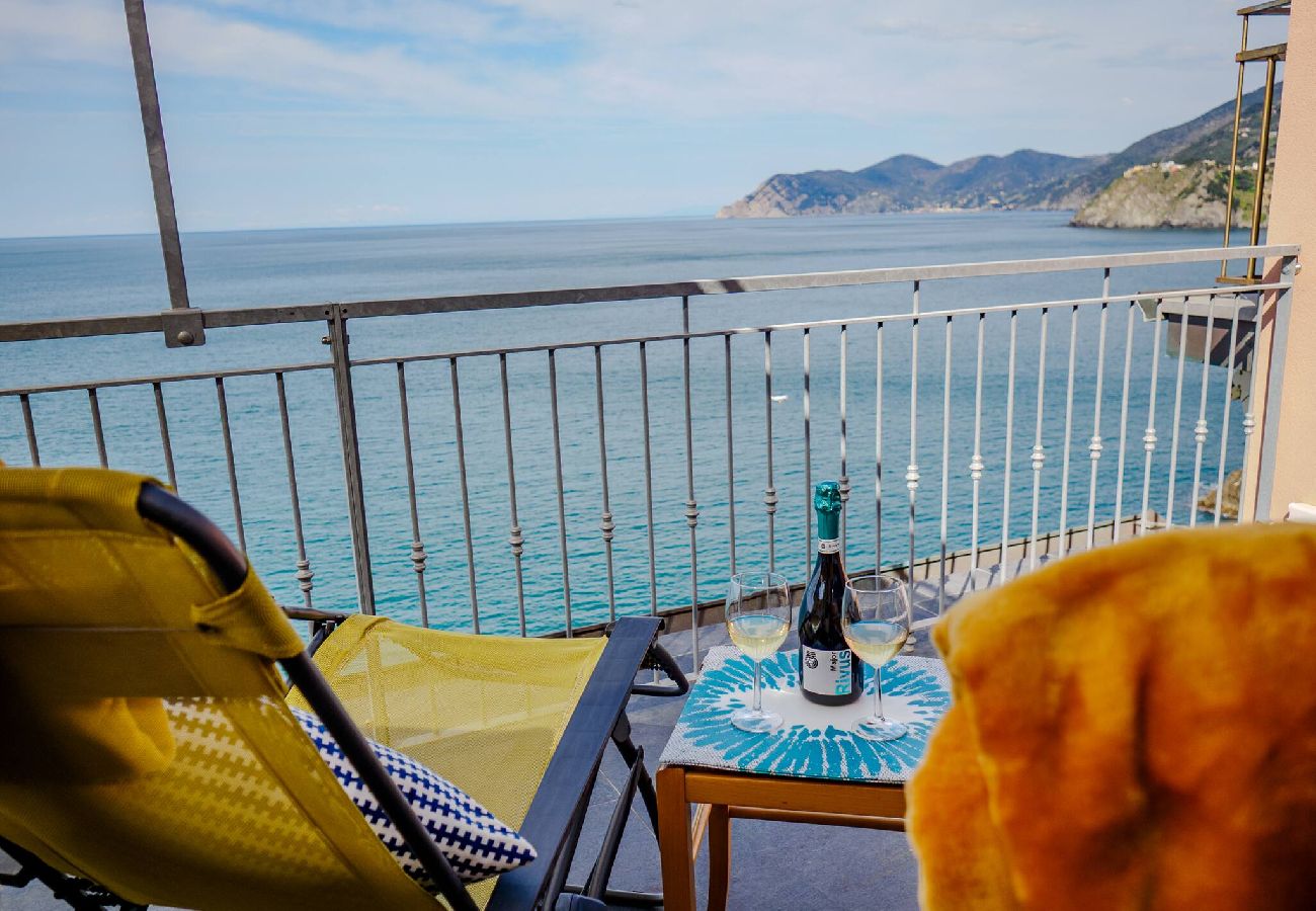 Appartement à Manarola - La Lampara Sea View Terrace Apartment with AC