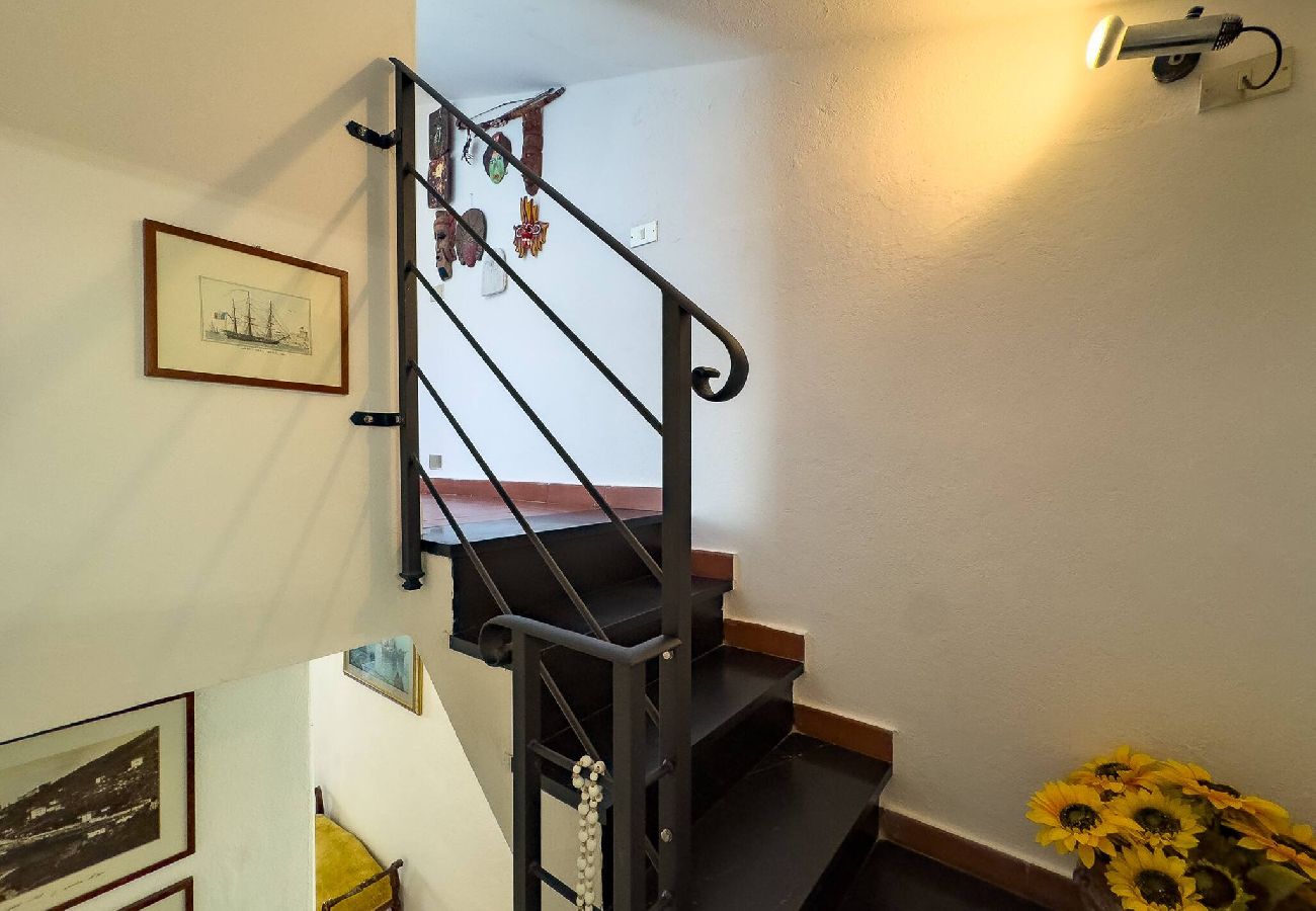 Appartement à Vernazza - La Maison de la Mer with Terrace and AC