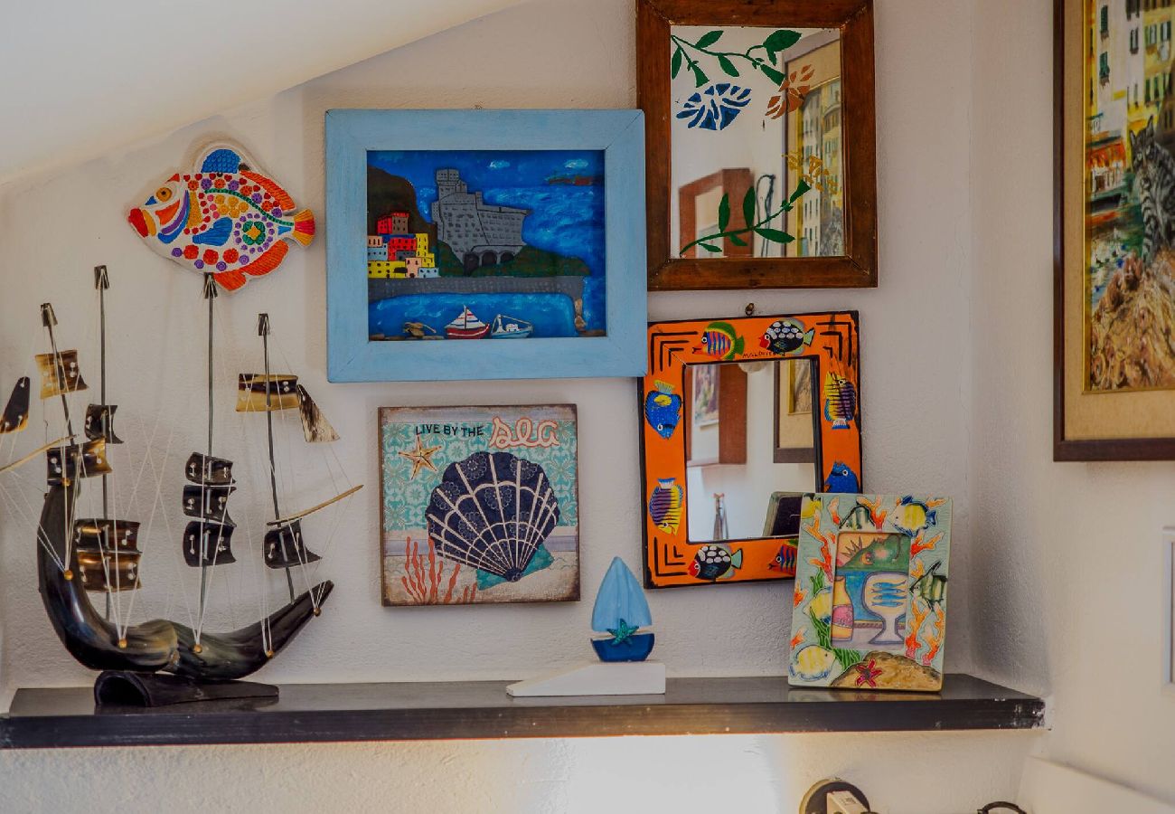 Appartement à Vernazza - La Maison de la Mer with Terrace and AC