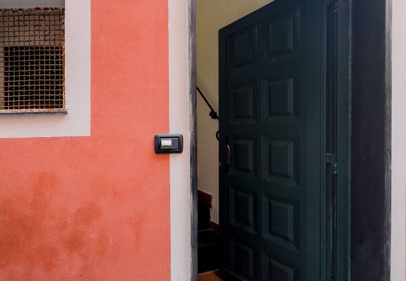 Appartement à Vernazza - La Maison de la Mer with Terrace and AC