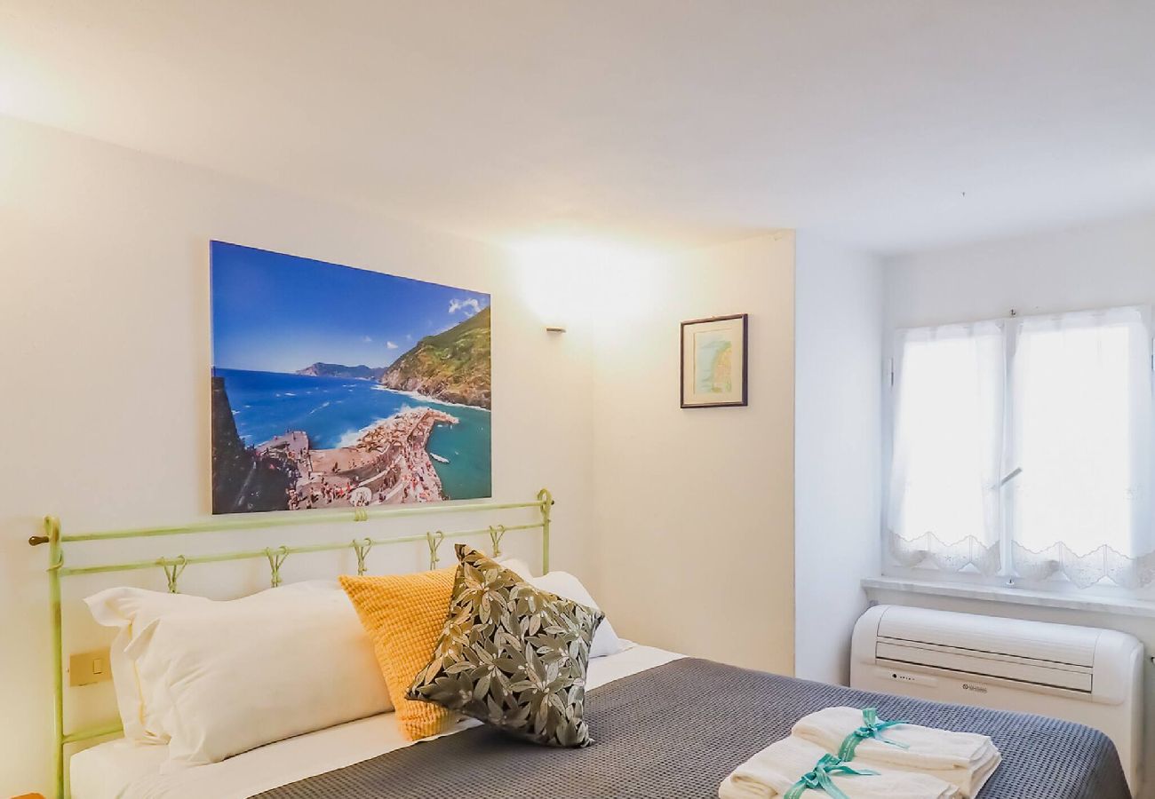 Appartement à Vernazza - Mainetta Sea View Apartment with AC