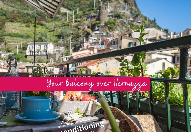 Appartement à Vernazza - Recanissu Apartment with Balcony & AC