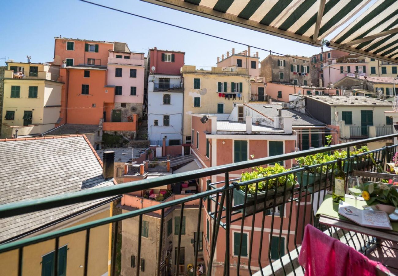 Appartement à Vernazza - Recanissu Apartment with Balcony & AC
