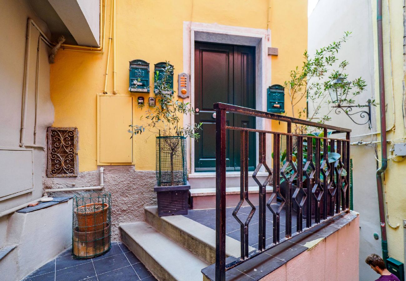 Chambres d'hôtes à Vernazza - Carmelina Tiny Village Room