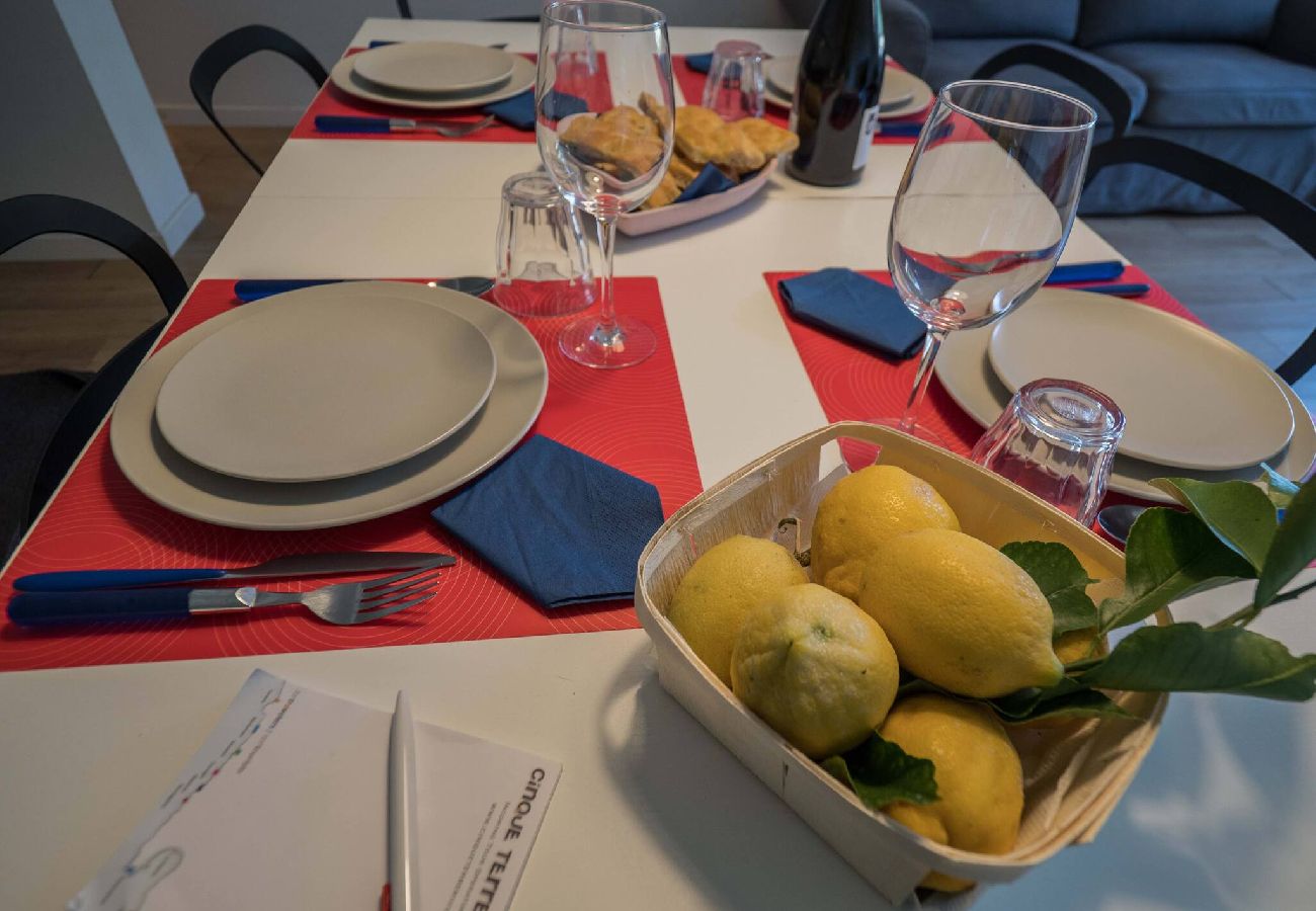 Appartement à Monterosso al Mare - Scimiscià 2-bedroom Apartment with AC