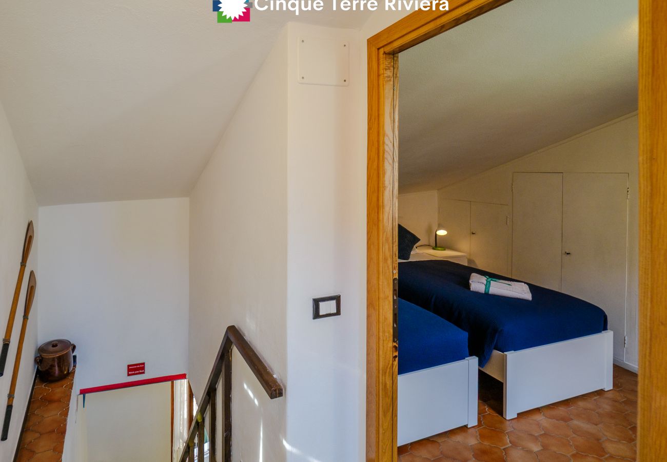Apartamento em Vernazza - El Nin Apartment with Terrace & AC