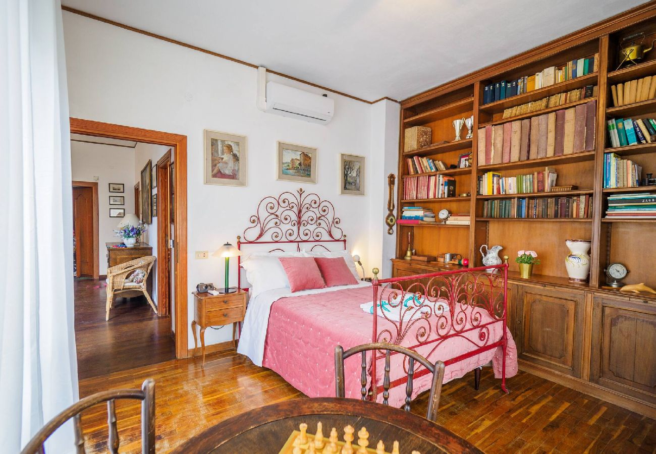 Villa em Monterosso al Mare - Villa Tanca with AC, Terrace & Views