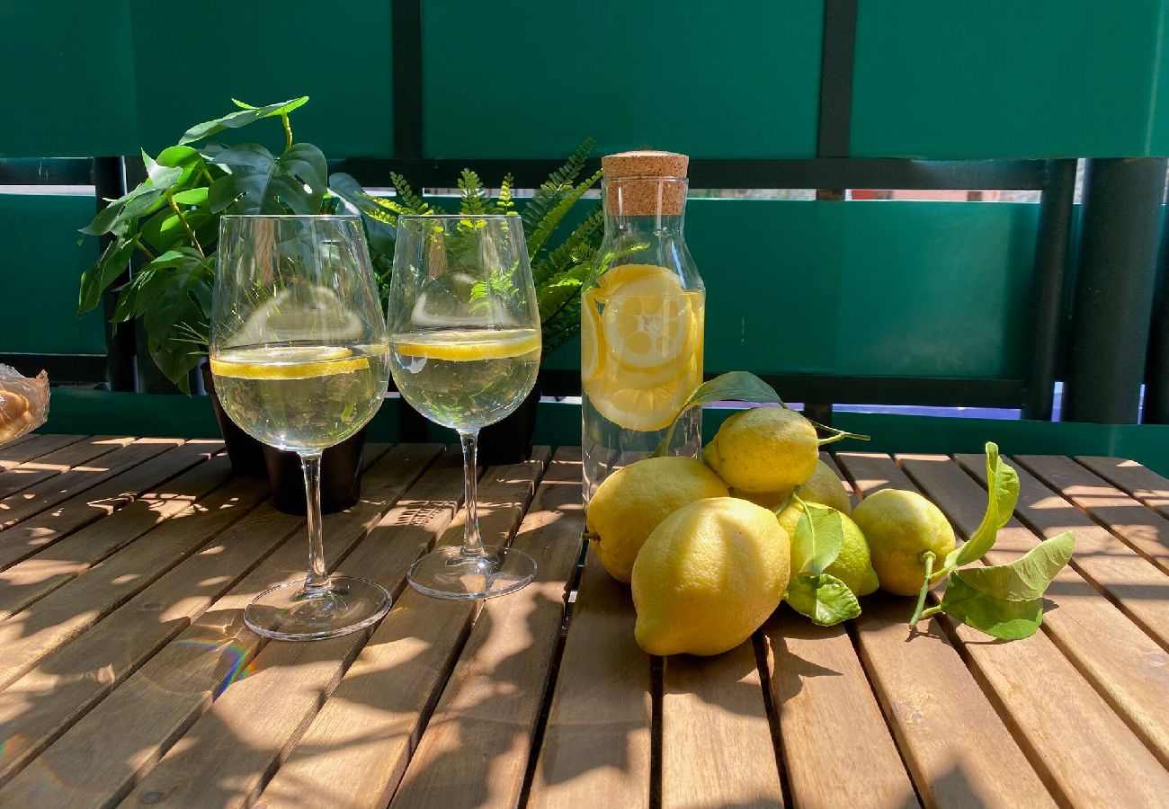 Apartamento em Monterosso al Mare - Fetta di Limone Apartment with AC and Patio