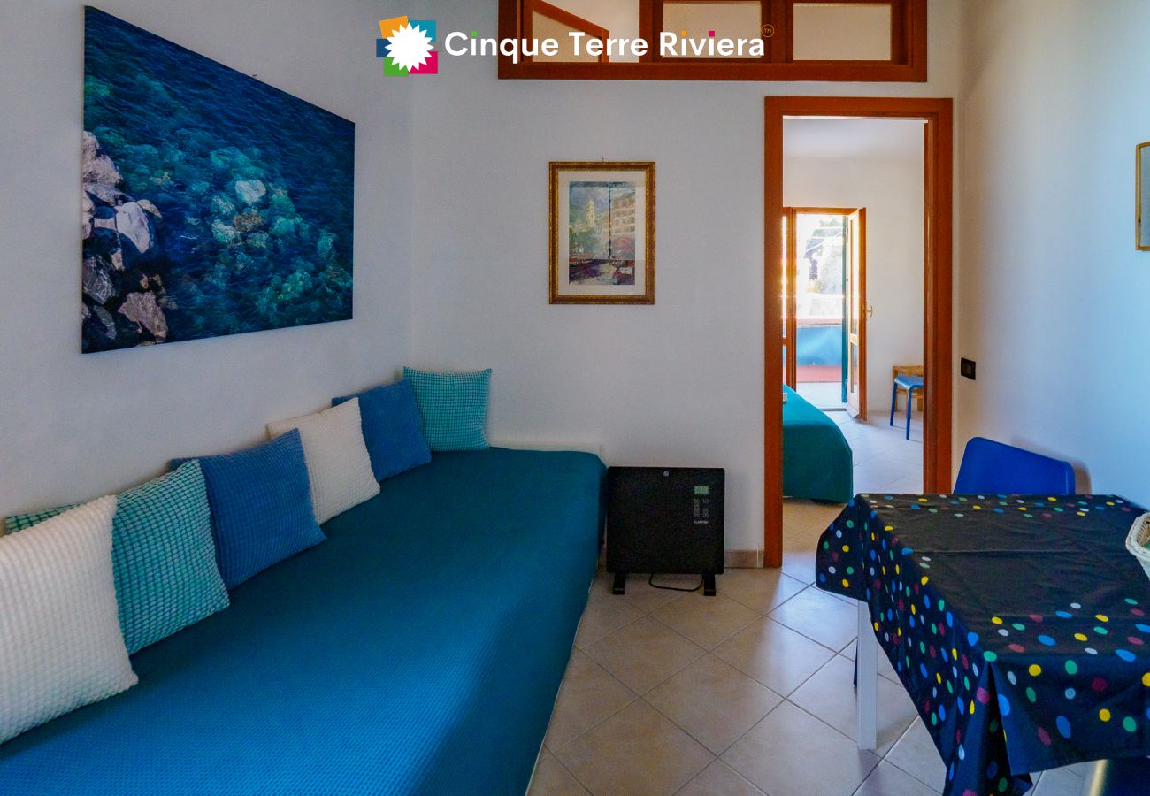 Apartamento em Vernazza - Casa Teresa with AC and Sea View Balcony
