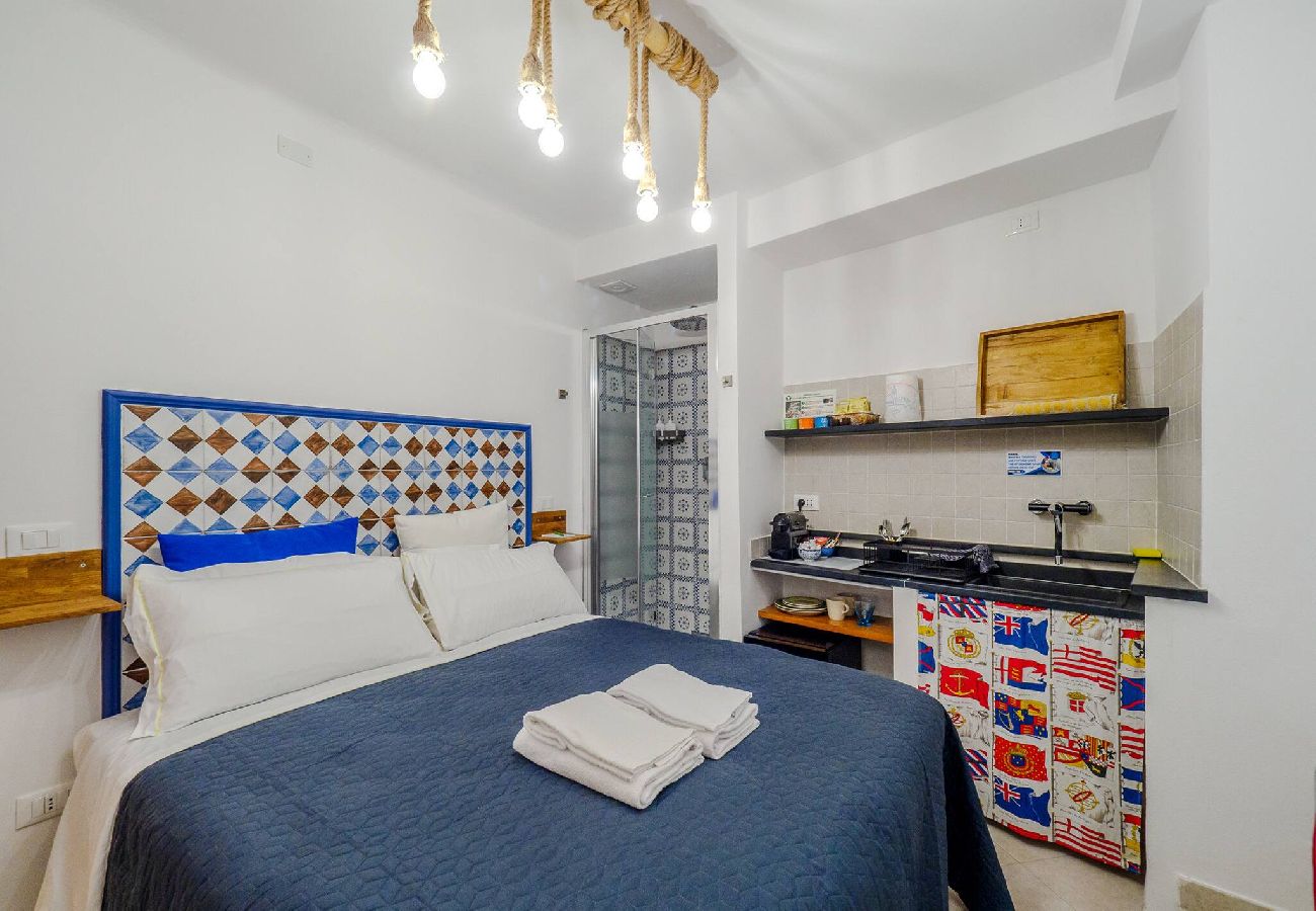 Quarto em Vernazza - Ventu de Ma Tiny Room