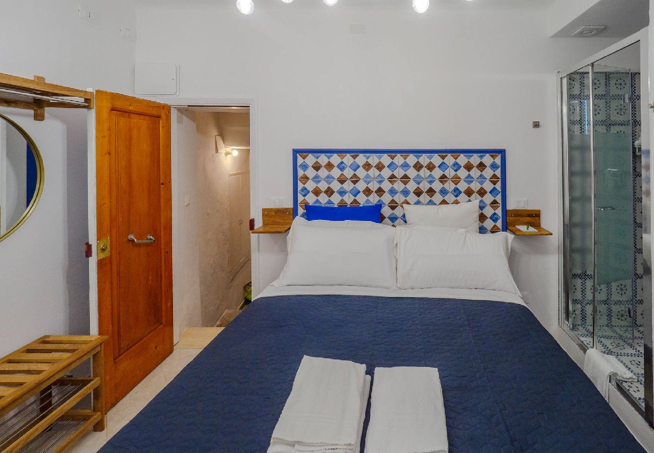 Quarto em Vernazza - Ventu de Ma Tiny Room