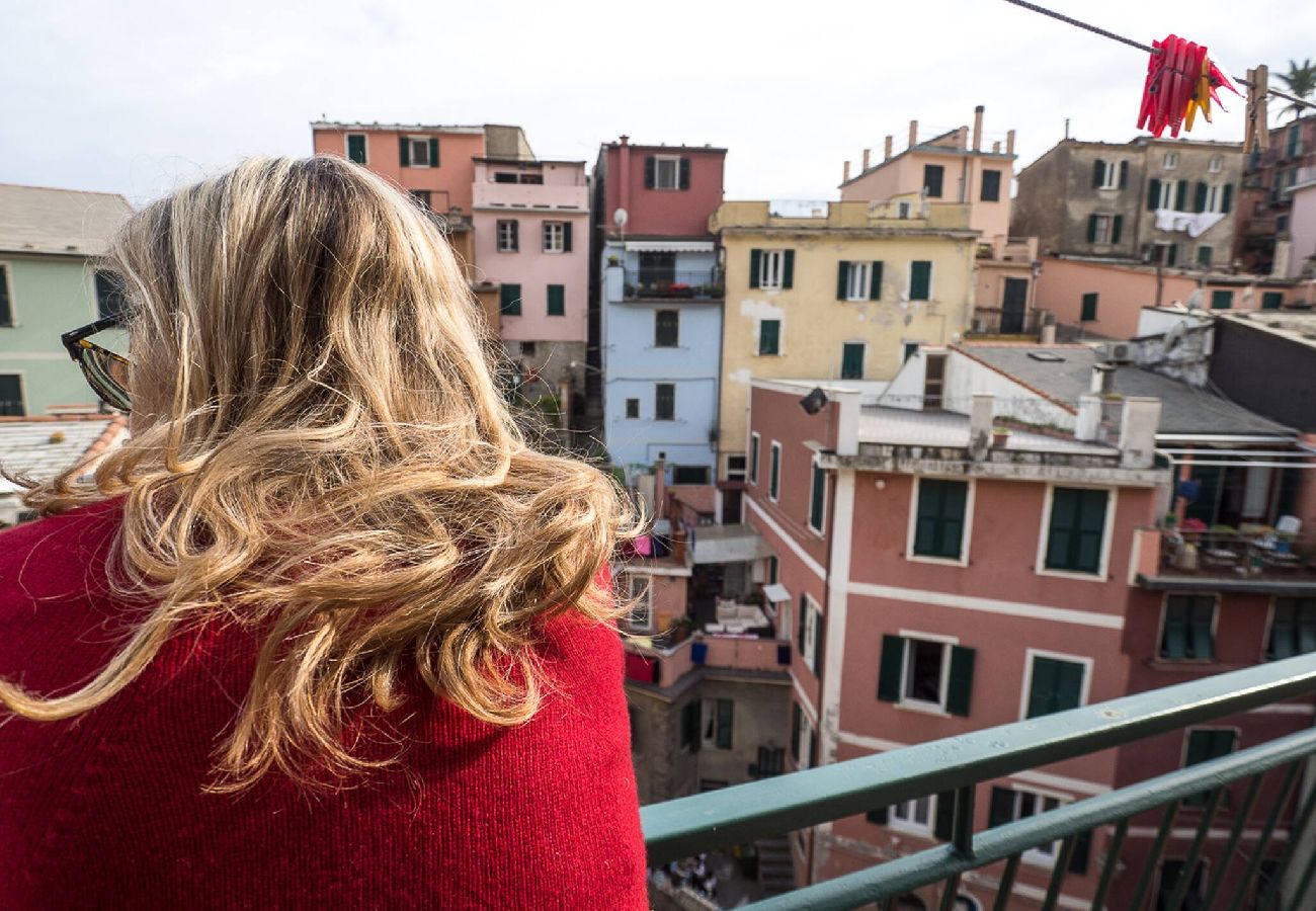 Apartamento em Vernazza - Recanissu Apartment with Balcony & AC