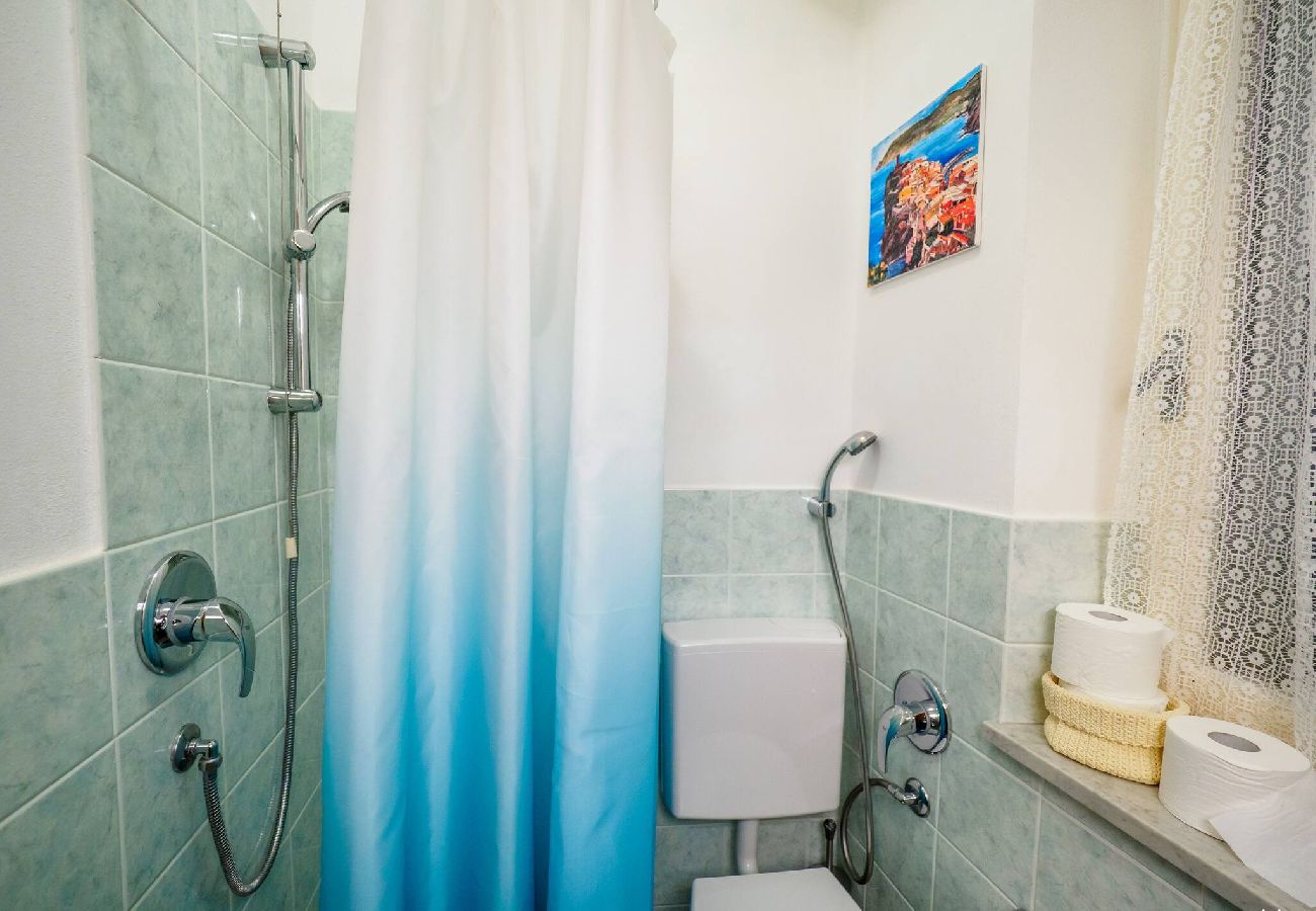 Quarto em Vernazza - Carmelina Tiny Village Room