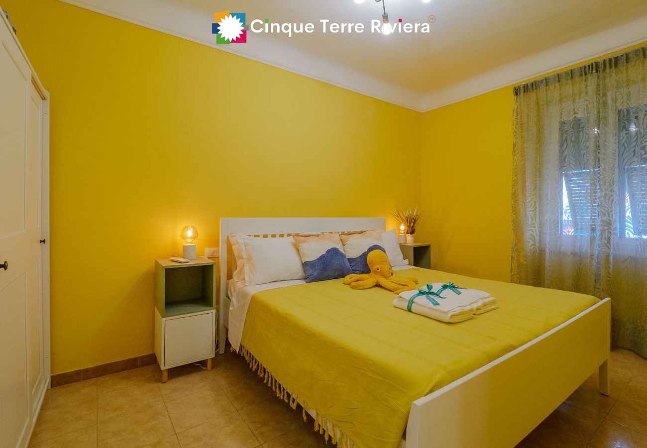 Apartamento em Vernazza - Ca´ Bea Apartment with AC and Terrace