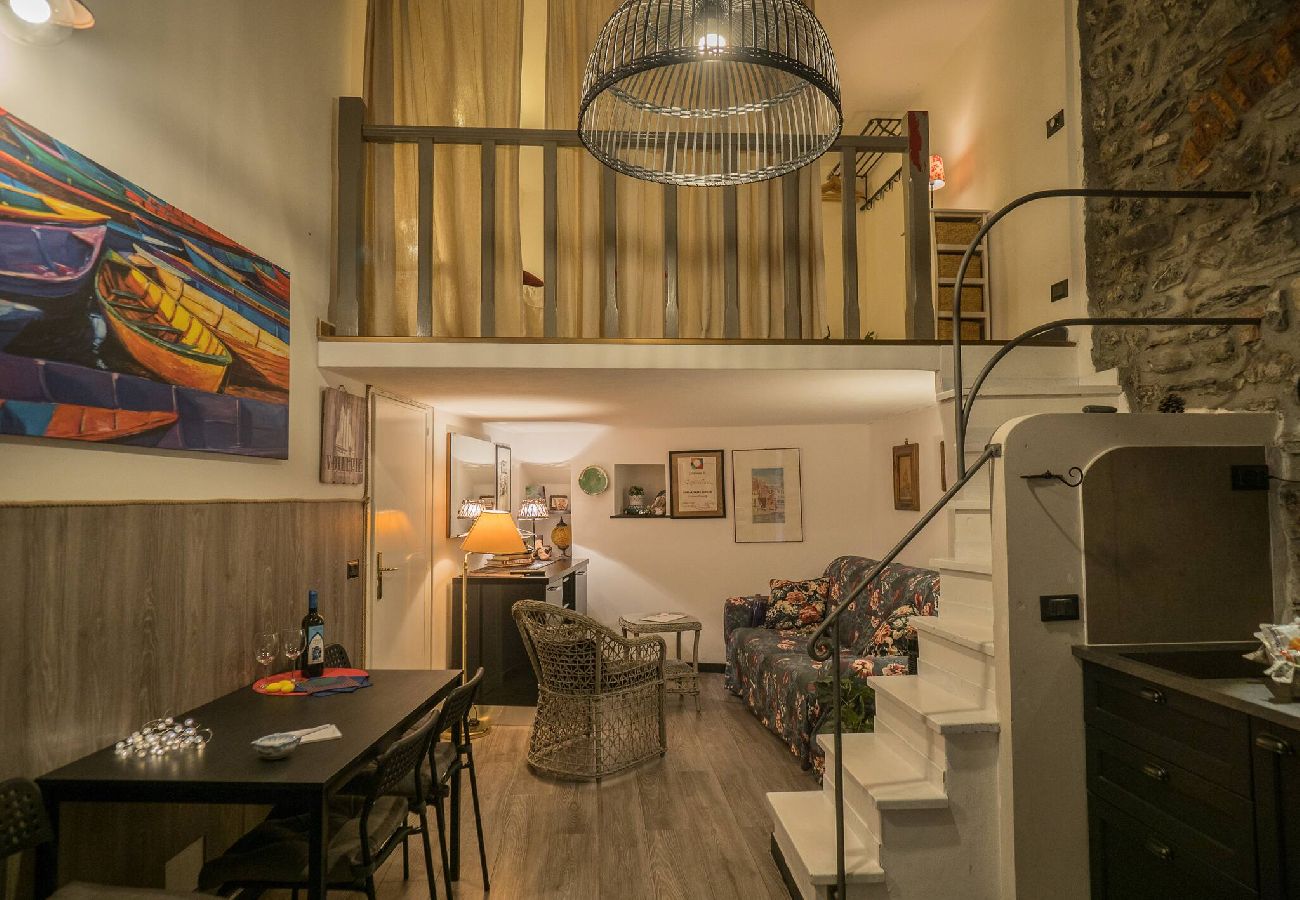 Apartamento em Vernazza - Petrella´s Point Studio with AC